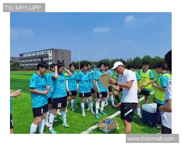 深圳足球队在世锦赛中的比赛经验与表现分析与点评